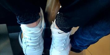 CFT 17 - Unknown Candid Foot Trample Crush By Very Tall Girl w Nike Sneakers (Gina Carano)