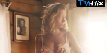Sofya Rayzman Breasts,  Underwear Scene  in Huliaj, Vasia!
