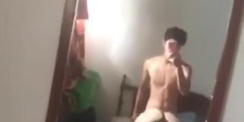 TREMENDO CULO LE GUSTA COMERSE MI POLLA 1/2