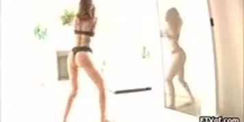 Riley Reid Dancing