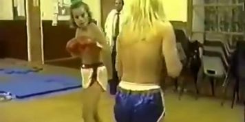 Tina Vs Robin