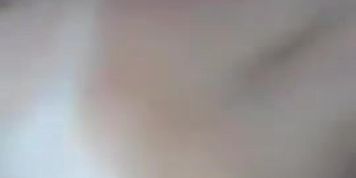 Novinha gostosa gemendo e gozando dando o cusinho de quatro pro amante