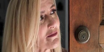 Marilyn Fucks Her Daughter'S Bf