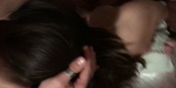 Ragazza Mora Bendata e Legata Mi Succhia Il Cazzo in Ginocchio