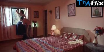 Tripti Berra Sexy Scene  in Dhoka