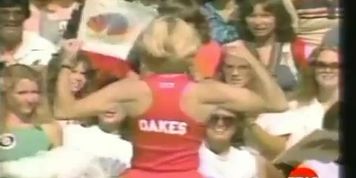 Randi Oakes Sexy Scene  in Battle Of The Network Stars