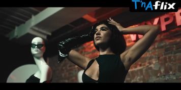 Alicja Szemplinska Breasts Scene  in Alicja Szemplinska Sexy In Ej, Stop!