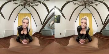Blanche Bradburry Latex VR
