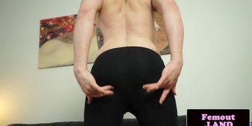 Cute transitioning femboi toys her butt