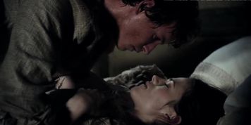 Hayley Atwell - The Pillars Of The Earth S01E06 (2010)