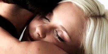 VIVTHOMAS - Brunette hot slut Lisa has a nice time