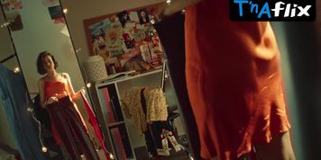 Ivanka Osina-Fridman Sexy Scene  in Lejt Najt Skul