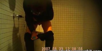 brunette milf niagara falls on toilets hidden sazz
