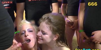 Watersports hos swap cum