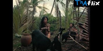 Sasa Cabalquinto Breasts,  Bush Scene  in Magellan