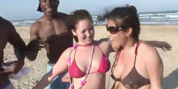 WILD PARTY GIRLS 30 - Scene 4