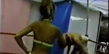 Bobbie vs Julie 