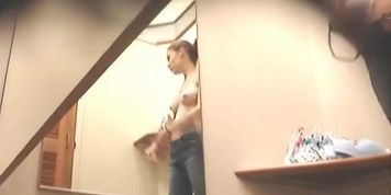 Gal uncovers small boobs trying on bra on change room spy cam