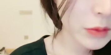Asian Beautiful girl masturbation by cucumber to sqirt