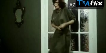Helga Line Sexy Scene  in Los Caraduros