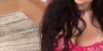 HORNY TEEN SQUIRTS