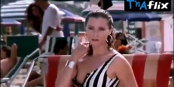 Isabel Russinova Breasts Scene  in Rimini, Rimini - Un Anno Dopo