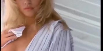 Pamela Anderson - The Ultimate Bare Episodes