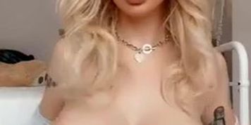elizabeth rabbit (Miss Lizz)