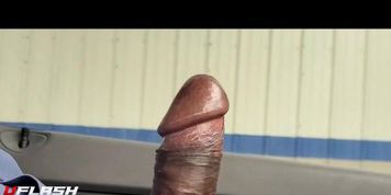 Flashing Another random black girl