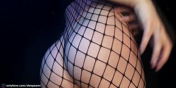 ASMR scratching ass in fishnet tights