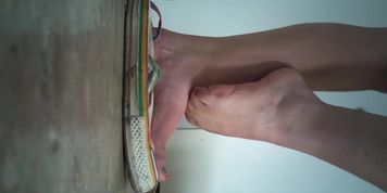Sexy Latina Ass Legs Feet Flip Flops