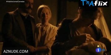 Diana Gomez Breasts Scene  in Habitaciones Cerradas