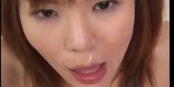 Very hot girl struggles to swallow