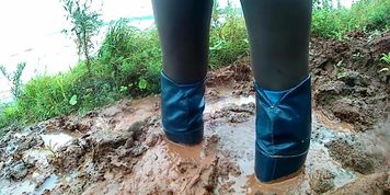 long boots stuck in clay2