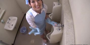 Yui Hatano Japanese Pornstar gives Blowjob with hot handjob-facial for the finish