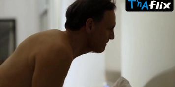 Rochi Igarzabal Sexy Scene  in Finded