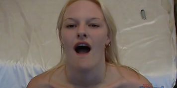 Sweet Blonde Sucks Nerd'S Cock