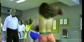 Munich Wildcats topless boxing