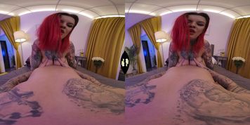 SLR Squeeze VR Surprise! 1920p 26109 LR 180.mp4