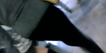 Ligandome a una nalgona del metro