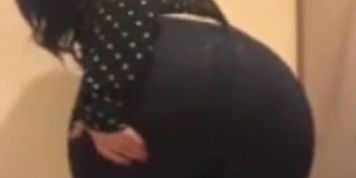 GREAT WHITE SHARK BOOTY!BBW