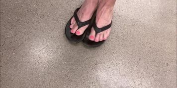 Gale size 9 MATURE buttery soft soles