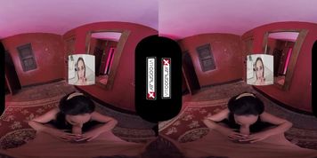Amirah Adara Yasmine Red + blowbang bukkake