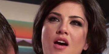 Sunny Pink (Sunny Leone)