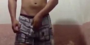 Kuya sekyu showering and stroking before work