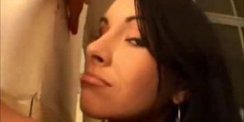 Gloria Gucci Beautiful Anal (Kylie Amour, Leona Ricci, Vanessa Black)