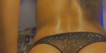 Butt plug masturbation