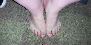 Cumshot compilation on BBW Latina feet (Cum on feet) (Pink1)
