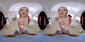 RealityLovers VR - Screwing Slutty Stepsister - Reality Lovers