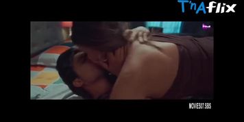 Pallavi Debnath Sexy Scene  in Thappa